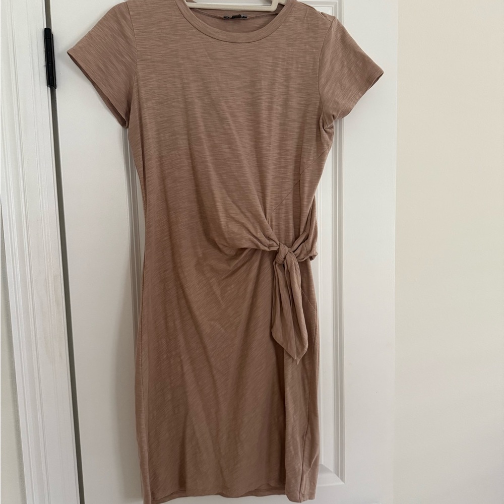 Elegant Tan Knot Dress